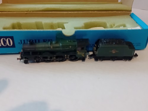 Scale model trains - n,
