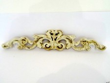 Fregio in legno stile barocco laccato bianco antico