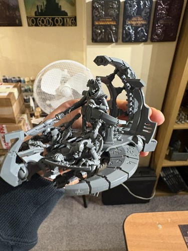 Necron catacomb command barge - catacomb,