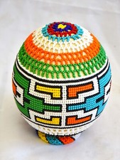Guscio d'uovo di struzzo multicolore con perline
