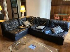 divano angolare in pelle. 4 moduli di cui 1 angolare. usato ma in ottimo stato