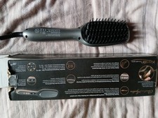 Piastra Capelli A Spazzola Cristina Aguilera