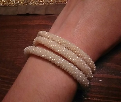 Bracciali perline avorio