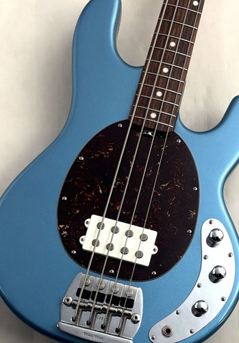 Music man classic - classic, stingray