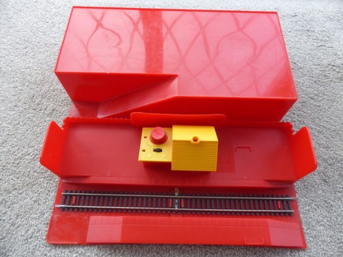 Thomas the tank engine - thomas, and