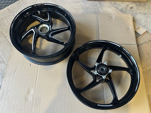 Cerchi completi agusta - completi, mv