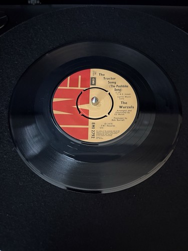 The wurzels tractor song - wurzels,