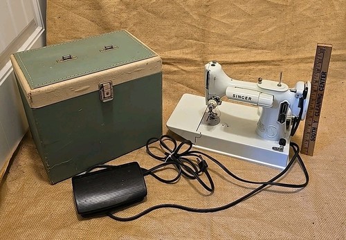 Macchina cucire singer 221k - da,