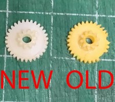 Apple Macintosh  Lot 2 gears 800K or 2M Sony Floppy Drive MP-F51W MP-F75W