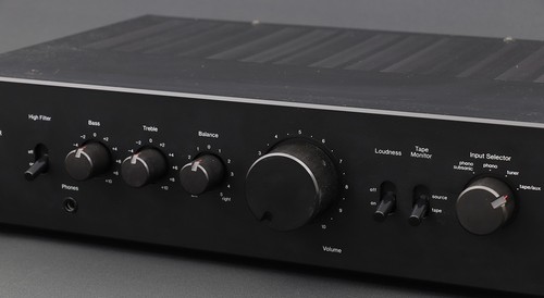 Sansui 217 integrated - -,