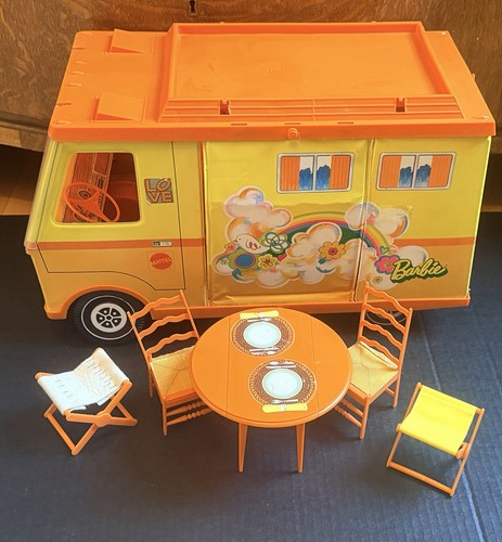 Vintage 1970 barbie - 1970, country