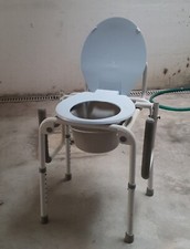 SEDIA COMODA WC PER ANZIANI E DISABILI MULTIFUNZIONE