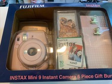 Fujifilm Instax Mini 9 Bundle