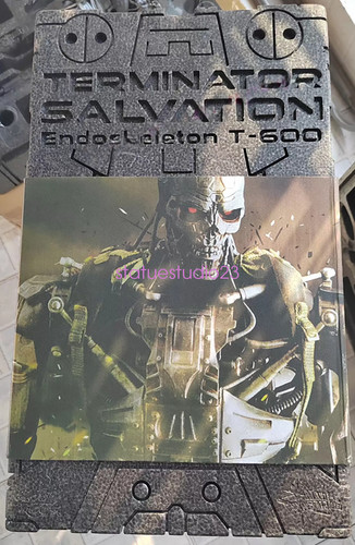 Hot toys mms93 terminator - hot,