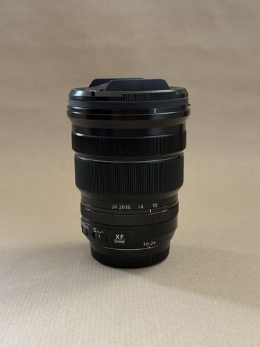 Fujifilm f 4 r ois - mm, f/4
