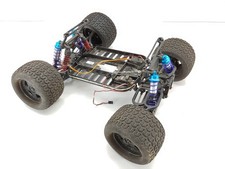 Rotto: Traxxas E-Maxx Monster Truck Roller Rolling Chassis con servomotori incompleti