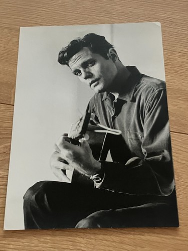 Jack lord rare press photo - press,