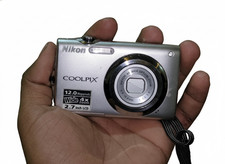 Nikon Coolpix S3000 12,0
