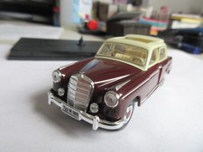 Faller Mercedes-Benz 220 S