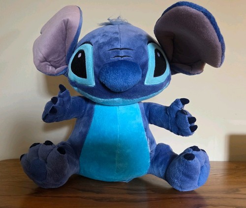 Disney store giant stitch - giant,