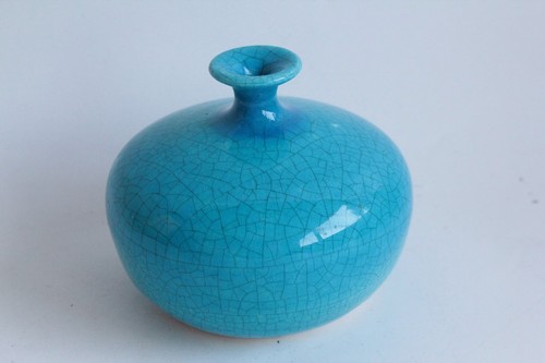 Petit vase bleu céramique