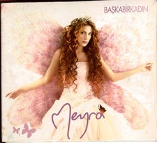 15246--Meyra Baska Bir Kadin