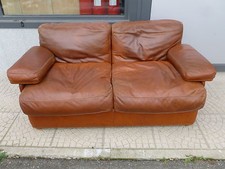 Bellissimo divano in cuoio