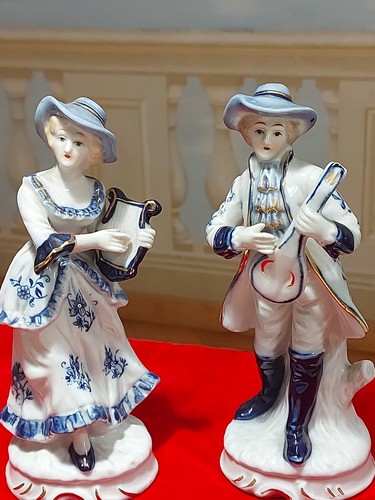 Coppia statuine epoca - statuine, in