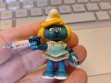PUFFO  puffetta infermiera  Schleich  Peyo   VINTAGE SMURF
