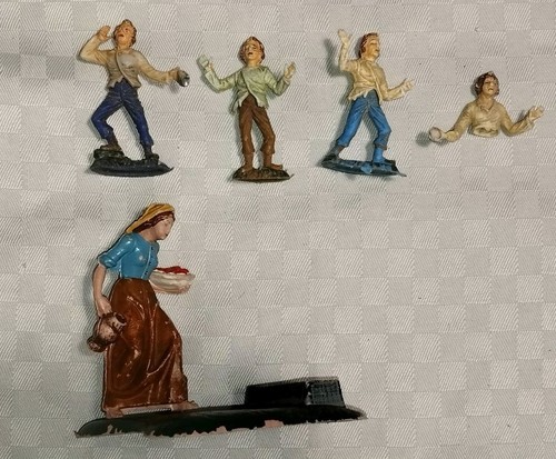 Lotto figurini personaggi - figurini,