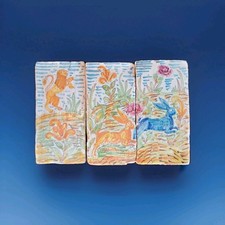 PANNELLO 3 RIGGIOLE maiolica decoro mano LEONE E LEPRI - SICILIA XIX secolo