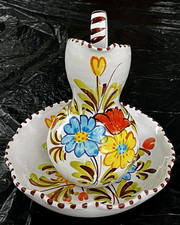 Brocca e lavabo floreale