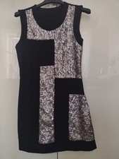 Abito con paillettes 