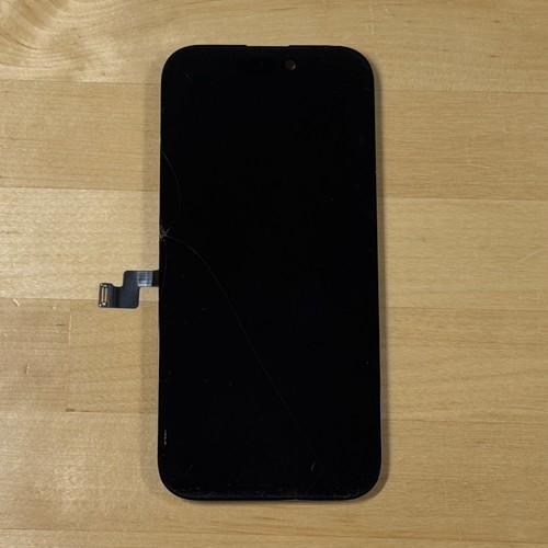 Cracked iphone pro oled - *cracked*,