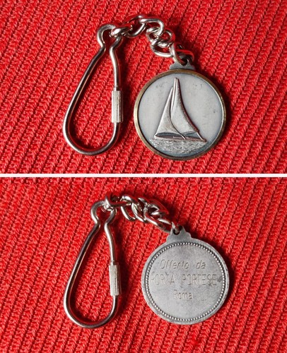 Portachiavimedaglia offerto - ,