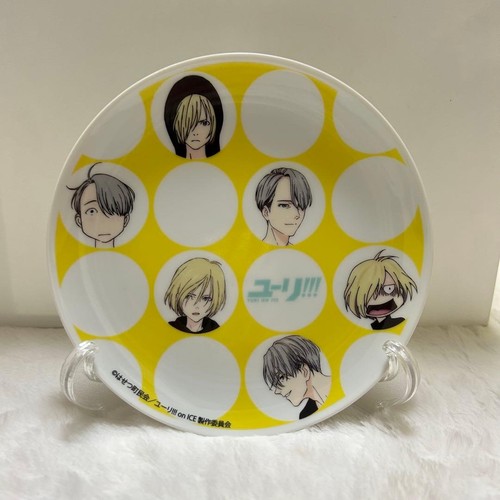 Piatto yuri ice preroll - piatto, on