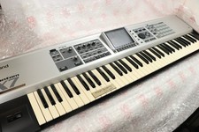 Attrezzature musicali Roland
