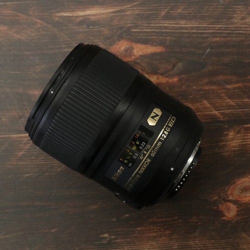 Nikon micro nikkor 60 - micro,