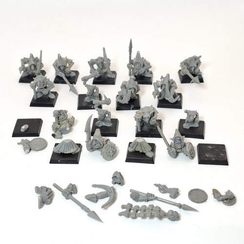 Night goblin mob miniatures - goblin,