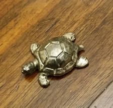 Tartaruga oggettistica vintage