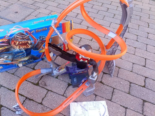 Pista hot wheels gorilla - hot,
