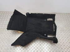 Infiniti Q30 2017 moquette
