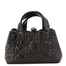 Dior To Jules Macrocannage