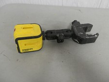 Laser a linea incrociata