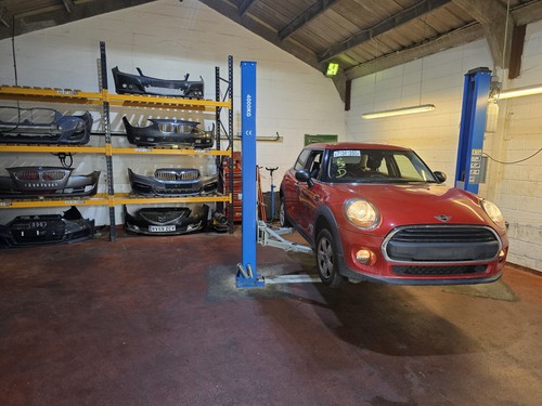 Mini cooper one - one, pezzi