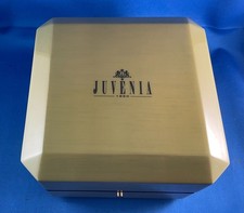 JUVENIA  BOX WATCH  VINTAGE