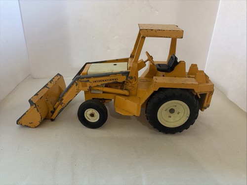 Trattore terna vintage - ertl, ih