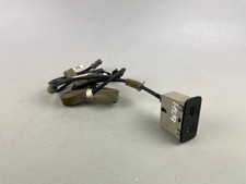 Porta USB SUBARU FORESTER SJ