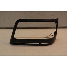 - supporto faro sinistro