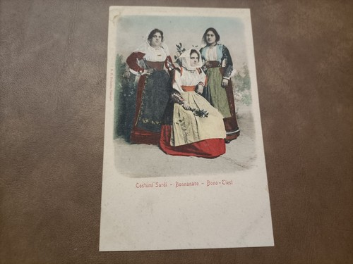 Cartolina costumi - -,
